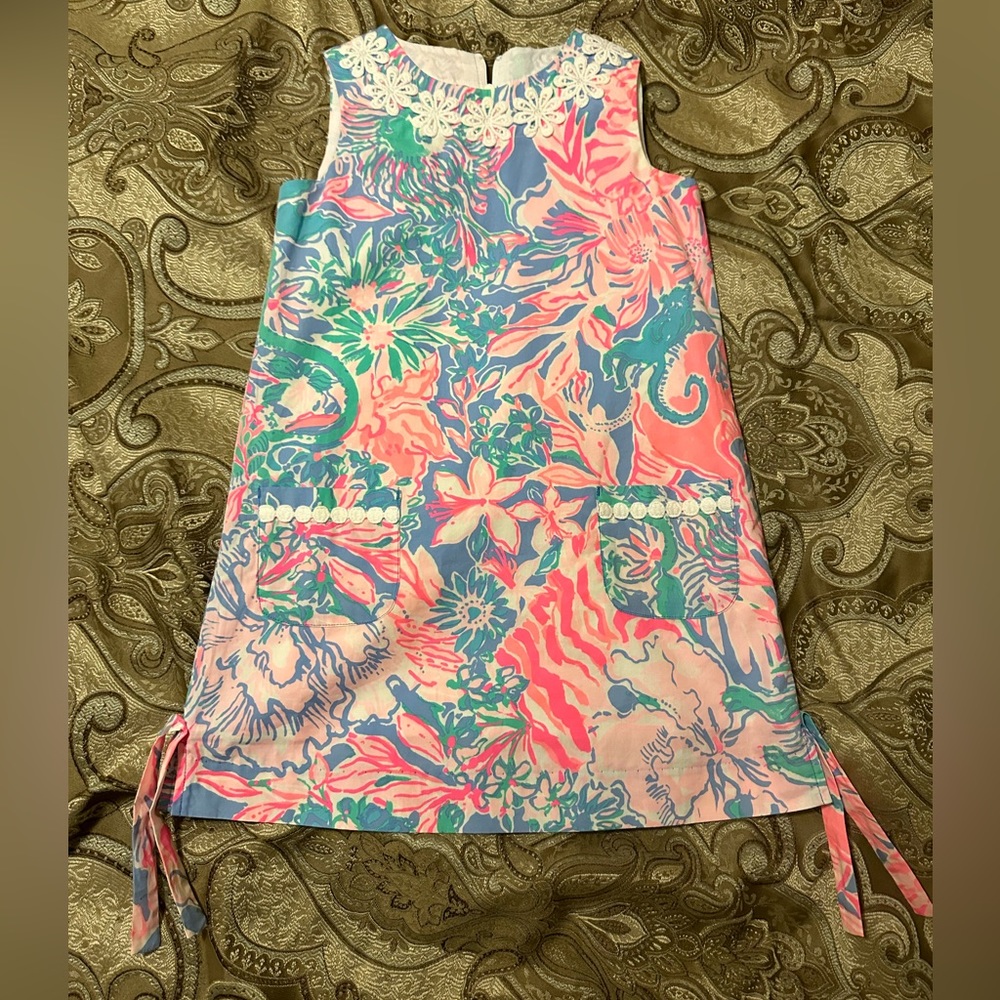 Lilly P girls size 6 dress